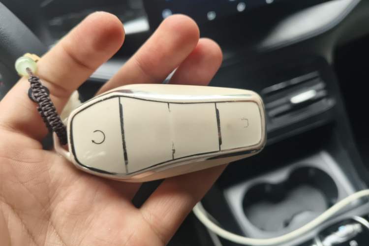 Used BYD Qin PLUS 2023 Champion Edition DM-i 55KM Leading Model Vehicle Key