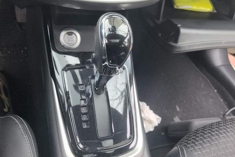 Used Nissan Tiida 2019 1.6L CVT Smart Drive Version China VI Standard
