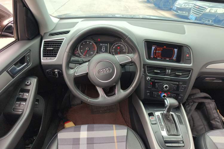 Used Audi Q5 2016 40 TFSI Trendy Edition
