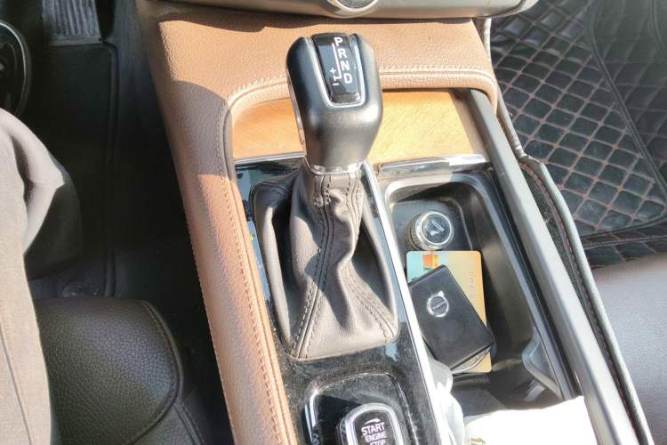 Used Volvo S90 2019 T5 Zhiyi Edition
