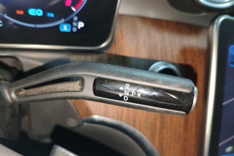 Used Mercedes-Benz C-Class 2022 Facelift C 260 L Gear Lever