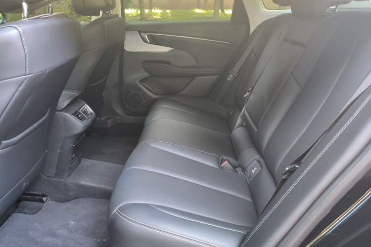 Used Buick LaCrosse 2025 28T Platinum Edition