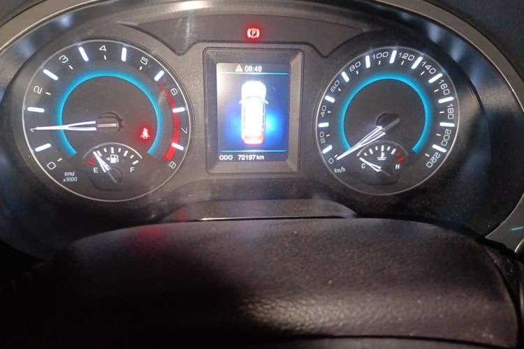 Used Haval H2 2016 Red-Label 1.5T Manual Two-Wheel Drive Luxury Model
