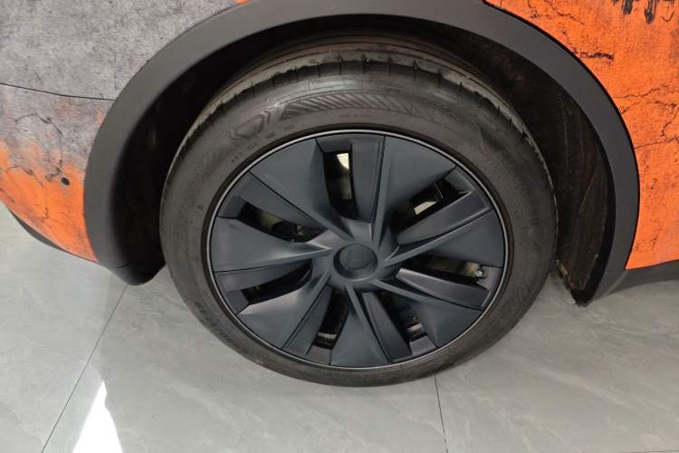 Used Tesla Model Y 2023 Rear-Wheel-Drive Version