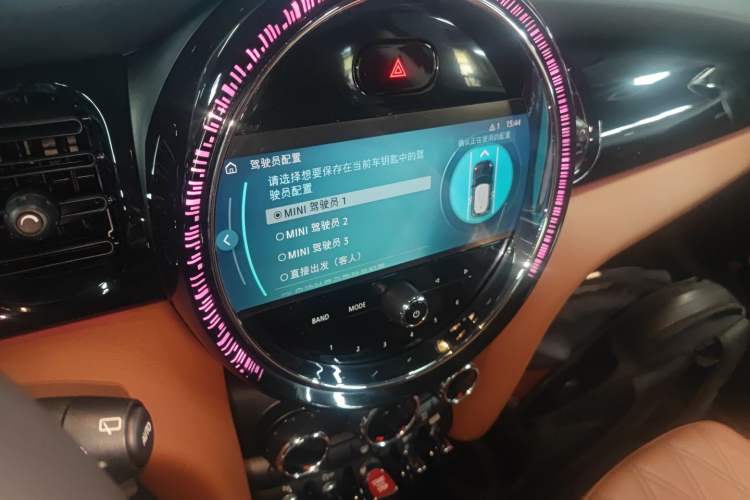 Used MINI 2022 Updated 1.5T COOPER Artist
