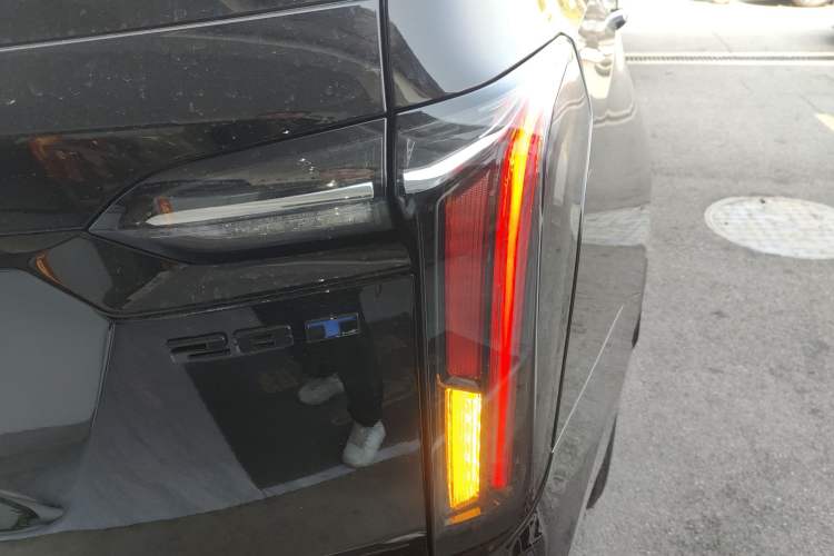 Used Cadillac XT6 2022 2.0T Six-Seater Four-Wheel Drive Luxury Version