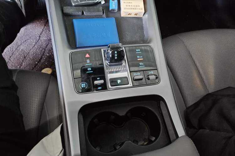 Used BYD Seal 07 DM-i 2025 DM-i 1.5L 70km Elite Model Gear Lever