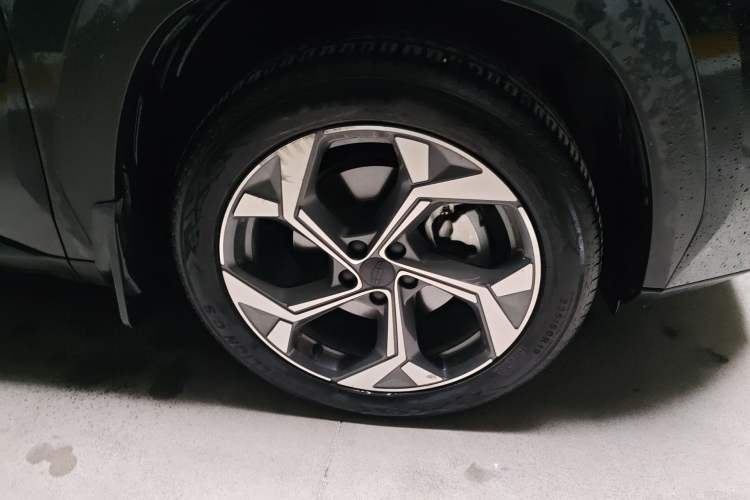 Used Geely Auto FX11 2023 1.5TD DCT Prestige Edition
