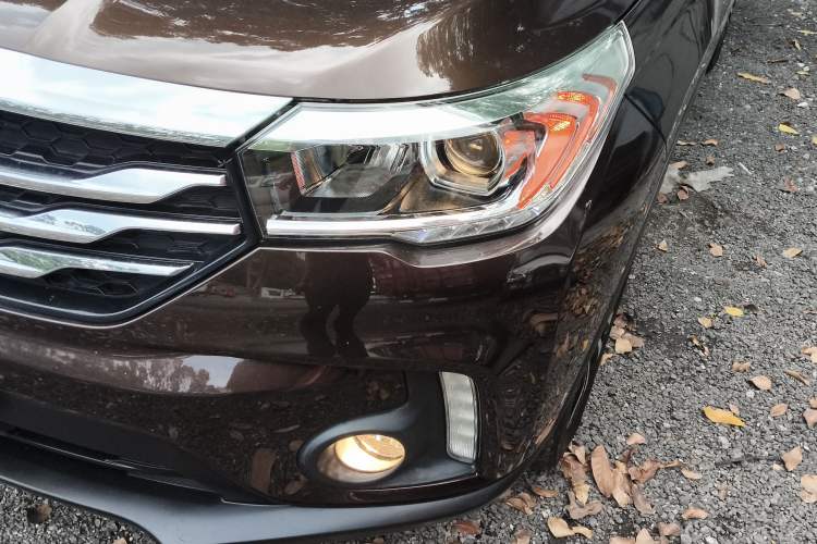 Used GAC Trumpchi GS4 2017 235T Manual Two-Wheel Drive Luxury Edition
