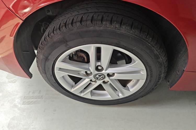 Used Toyota Levin 2019 185T CVT Luxury Edition China VI Standard Right Rear Wheel Hub