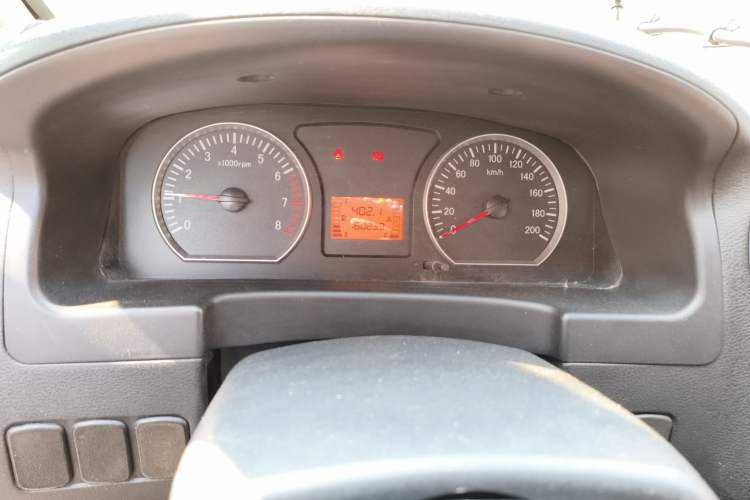 Used FORTHING Lingzhi 2014 V3 1.5L 7-Seater Comfort Model Instrument Cluster