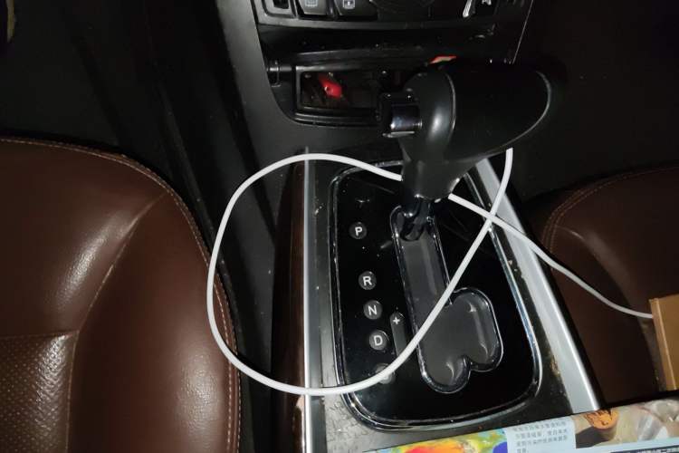 Used Hongqi H7 2015 2.0T Luxury Model
