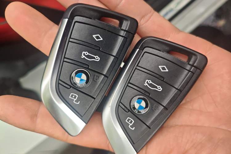 Used BMW Z4 2022 sDrive 25i M Sport Package Vehicle Key