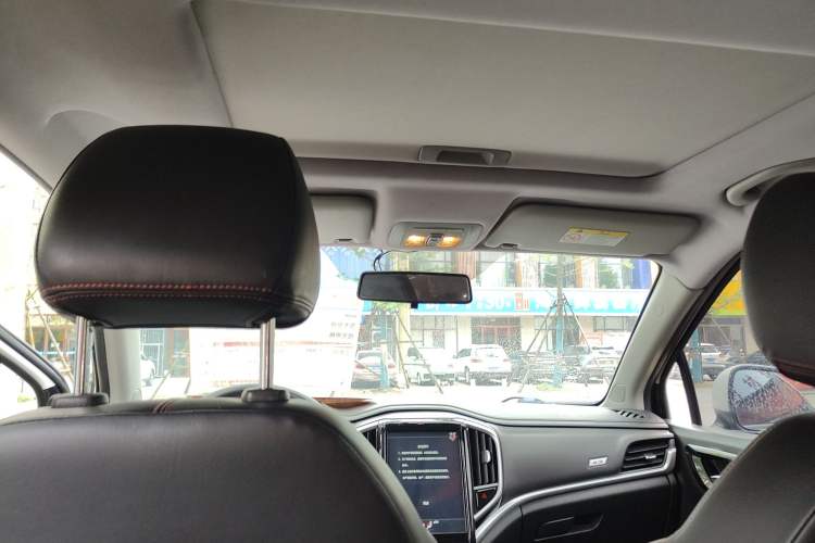 Used Brilliance V3 2017 1.5L Automatic Smart Version Headliner