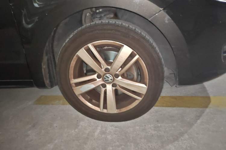 Used Volkswagen Sharan 2015 1.8TSI Comfort Model
