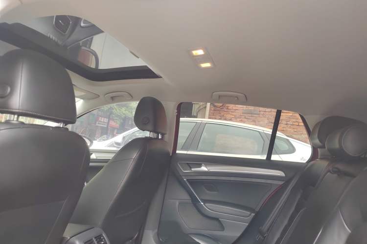 TDK.VehicleDetails.img