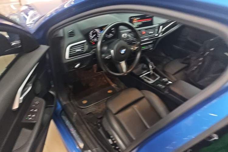 Used BMW 1 Series 2020 120i M Sport Package Driver Seat