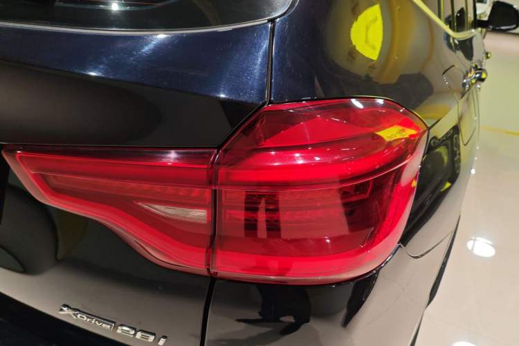 Used BMW X3 2020 xDrive28i M Sport Package Exterior 3