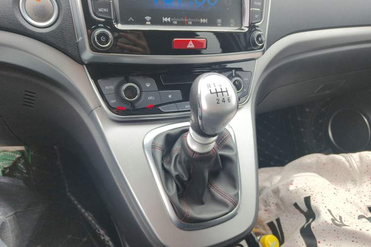 Used Haval M6 2019 1.5T Manual Two-Wheel Drive Elite Version China VI Standard