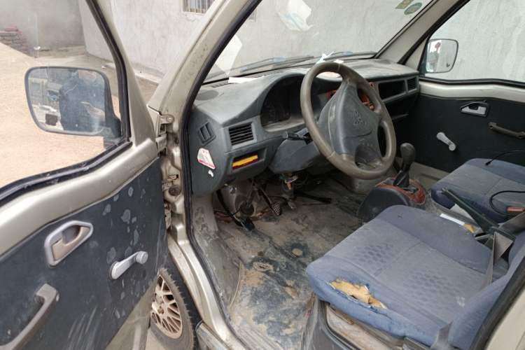 Used Wuling Zhiguang 2013 1.0L Practical Version