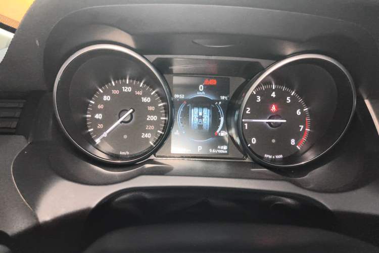 Used Land Rover Range Rover Evoque 2017 2.0T SE PLUS Smart Enjoyment Edition