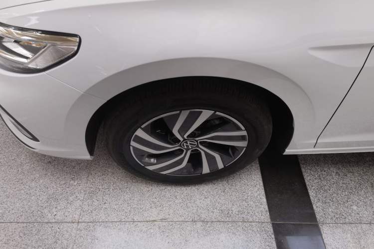 Used Volkswagen Bora 2025 Facelifted 200TSI DSG Yuexing Navigation Edition
