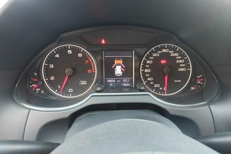 Used Audi Q5 2011 2.0TFSI Comfort Version