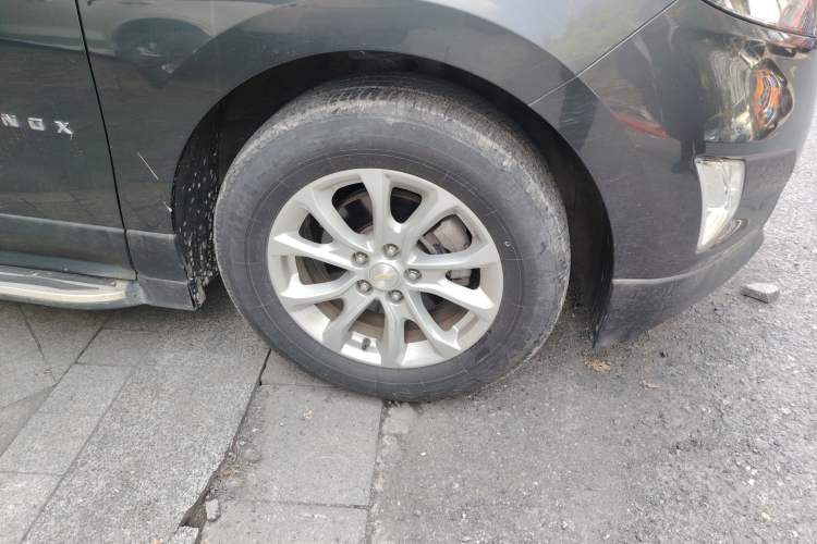 Used Chevrolet Equinox 2018 535T Automatic Chijie Edition Right Front Wheel Hub