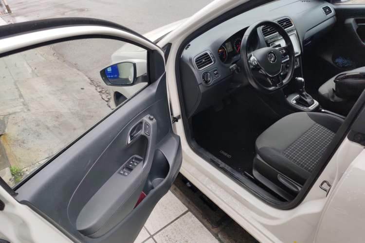 Used Volkswagen Polo 2018 1.5L Automatic Enjoyment Model Driver Seat