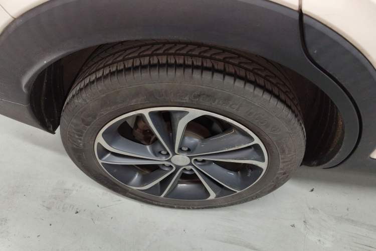 Used Buick Encore GX 2020 20T CVT Two-Wheel Drive Luxury Version Right Rear Wheel Hub