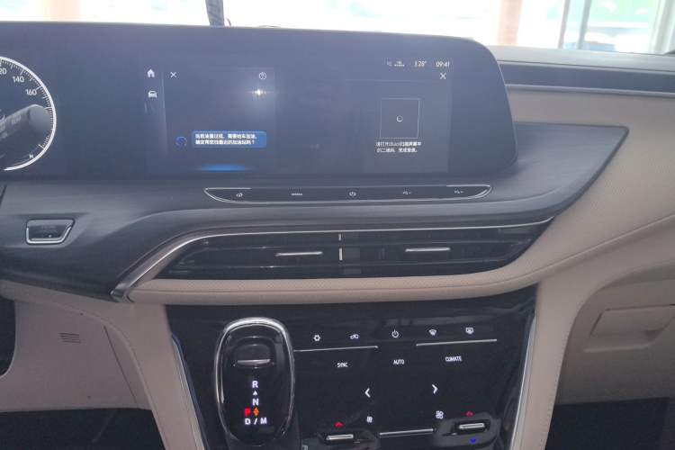 Used Buick GL8 2022 ES Land Cruiser 653T Luxury Model