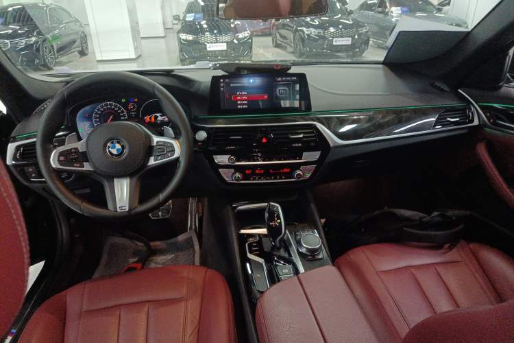 Used BMW 5 Series 2019 530Li Leading Model M Sport Package
