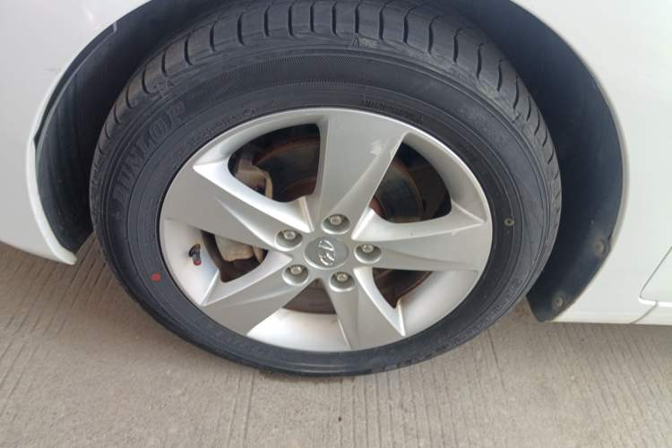 Used Hyundai Elantra (5th Generation / Langdong) 2012 1.6L Automatic Fashion Edition