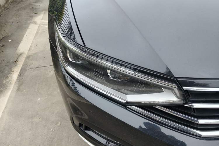 Used Volkswagen Magotan 2020 330TSI DSG Leading Model
