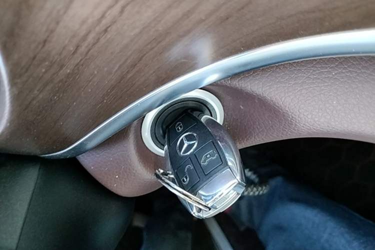 Used Mercedes-Benz V-Class 2022 V 260 L Long Wheelbase Prestige Edition
