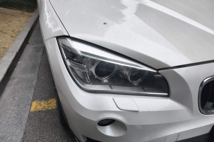 Used BMW X1 2015 sDrive18i Leading Edition
