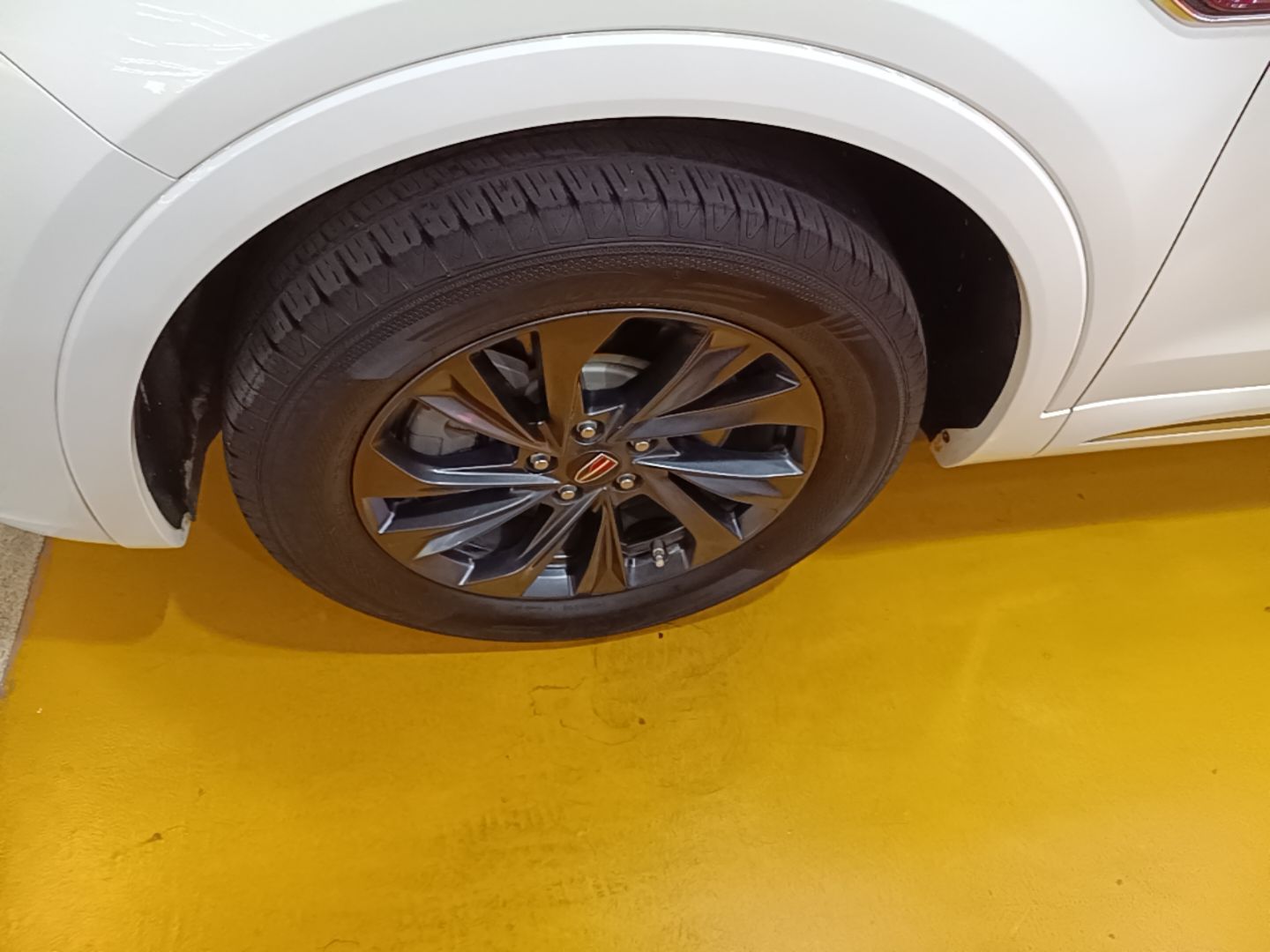 Hongqi HS5 2023 2.0T Qixiang Pro Edition — снимка 10