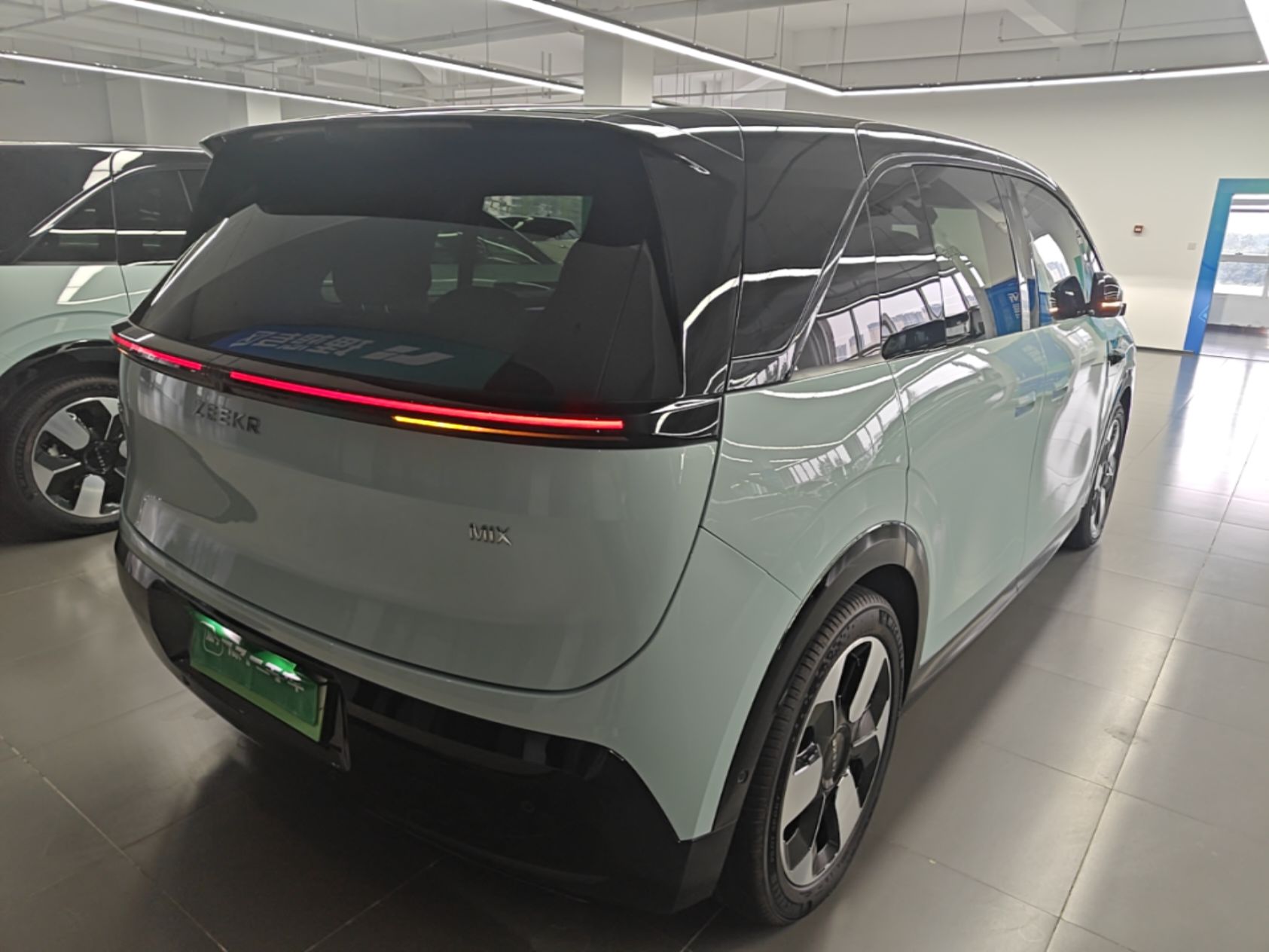 Zeekr MIX 2025 Intelligent Driving Version — снимка 6
