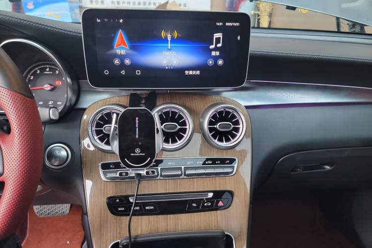 Used Mercedes-Benz GLC Coupe 2018 GLC 260 4MATIC Coupe SUV