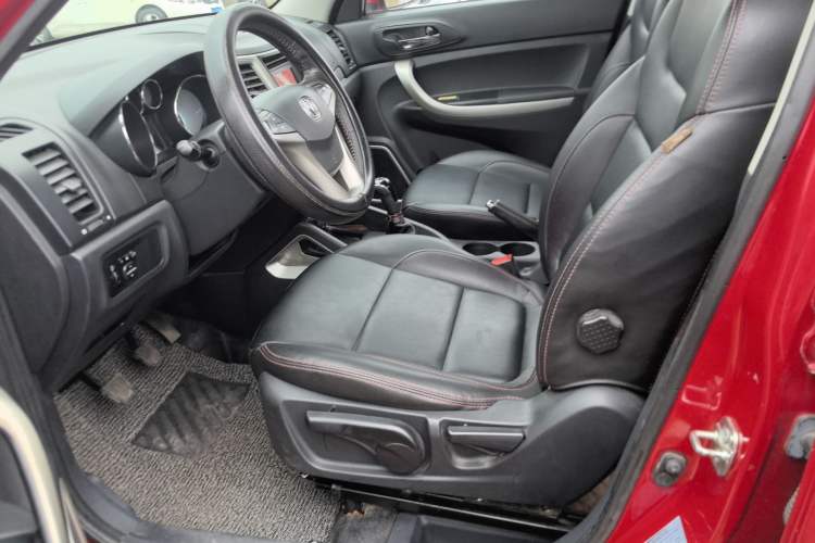 Used CHANGAN CS35 2014 1.6L Manual Luxury Model China IV Standard