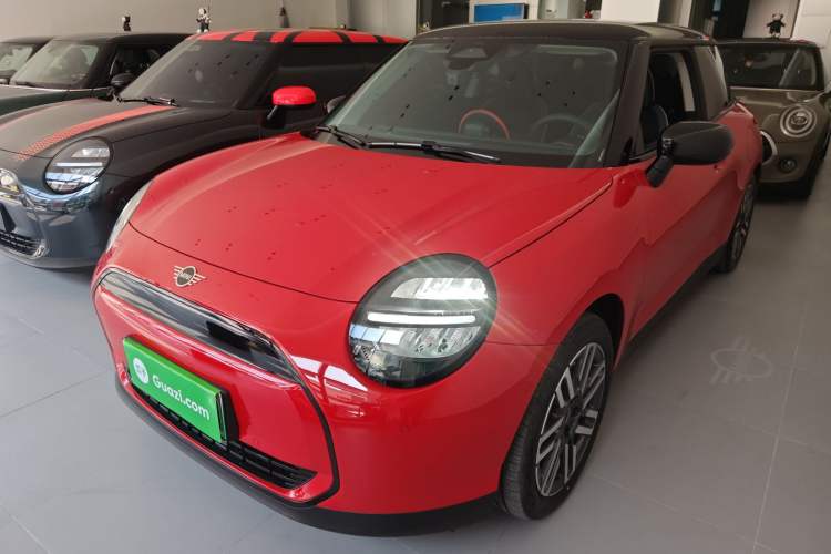 Used MINI Electric COOPER 2025 456km COOPER E Classic Style