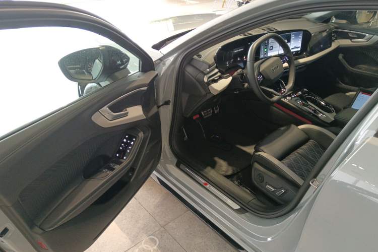 Used Audi A5L 2026 2.0T Sport Plus
