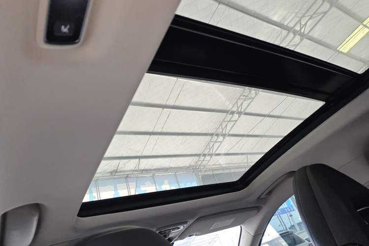 Used Lynk & Co 01 2019 2.0T Two-Wheel-Drive Pro Version China VI Standard
