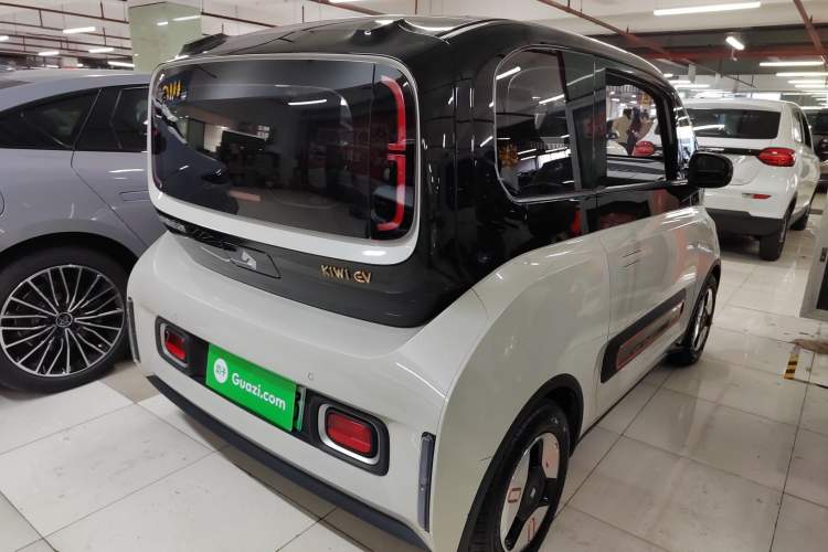 Used Baojun KiWi EV 2022 Designer Lite Edition Ternary Lithium
