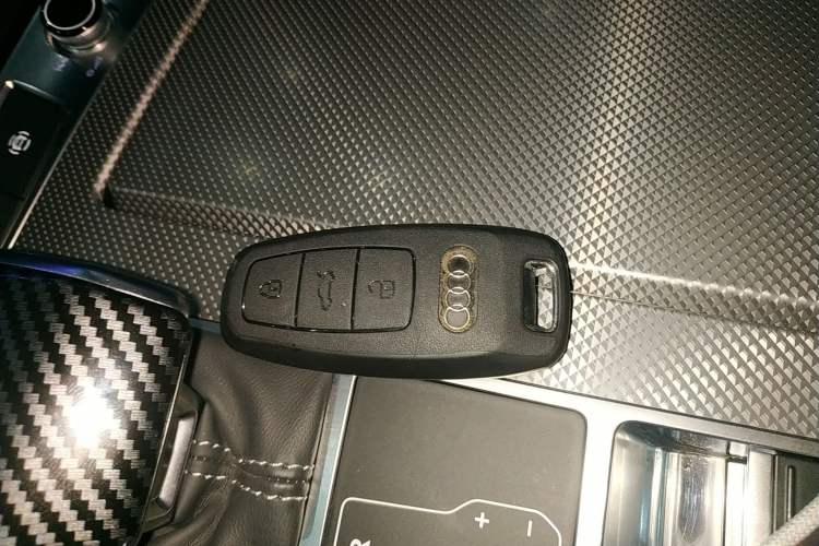 Used Audi A6L 2020 40 TFSI Luxury Dynamic Edition Vehicle Key