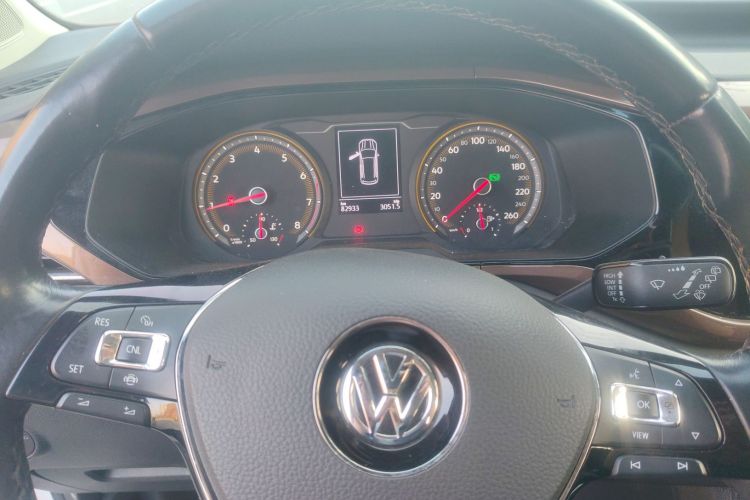 Used Volkswagen Tharu 2020 280TSI Two-Wheel Drive Luxury Edition China VI Standard
