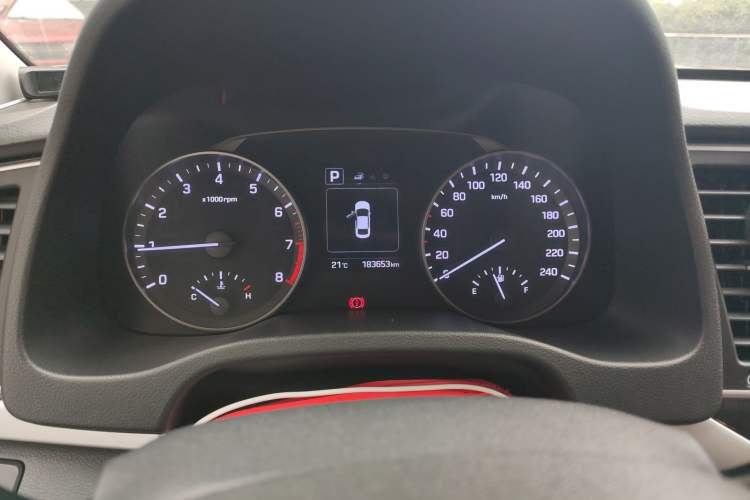 Used Hyundai Elantra (6th Generation / Lingdong) 2016 1.6L Automatic ZhiXuan – Elite Version Instrument Cluster