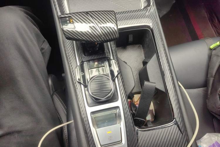 Used CHANGAN Ruicheng PLUS 2023 1.5T DCT Navigation Edition Gear Lever