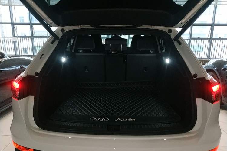 Used Audi Q4 e-tron 2023 40 e-tron Creation Edition Midnight