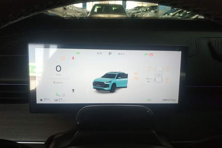 Used Chery Tiggo 8 PLUS C-DM 2025 1.5T 116 km Prestige Version 5 Seats